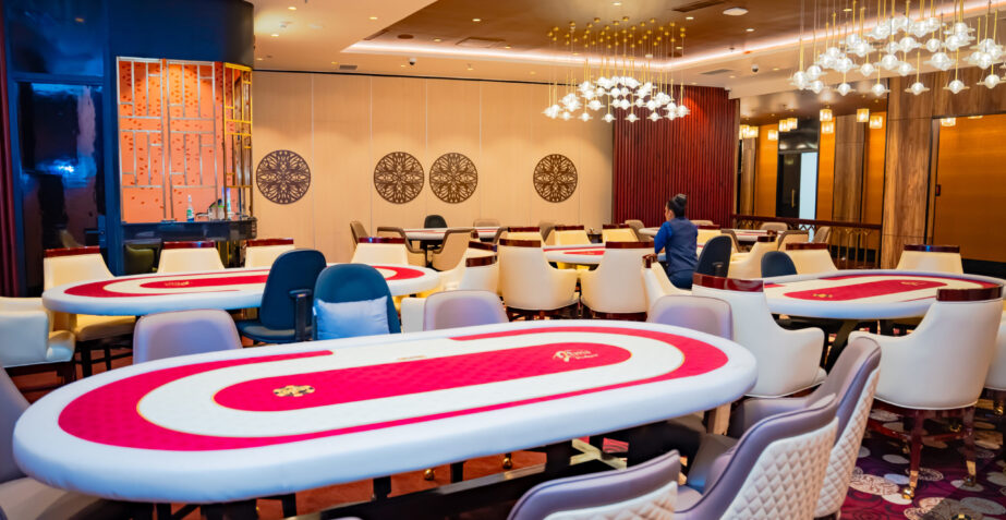 Explore the elegant casino floors of Majestic Pride Sri Lanka.
Keywordscasino Sri Lanka, Majestic Pride casino Sri Lanka, Lotus Tower casino, Sri Lanka gaming, luxury casino Colombo, luxury entertainment, Premium Beverages, Exquisite